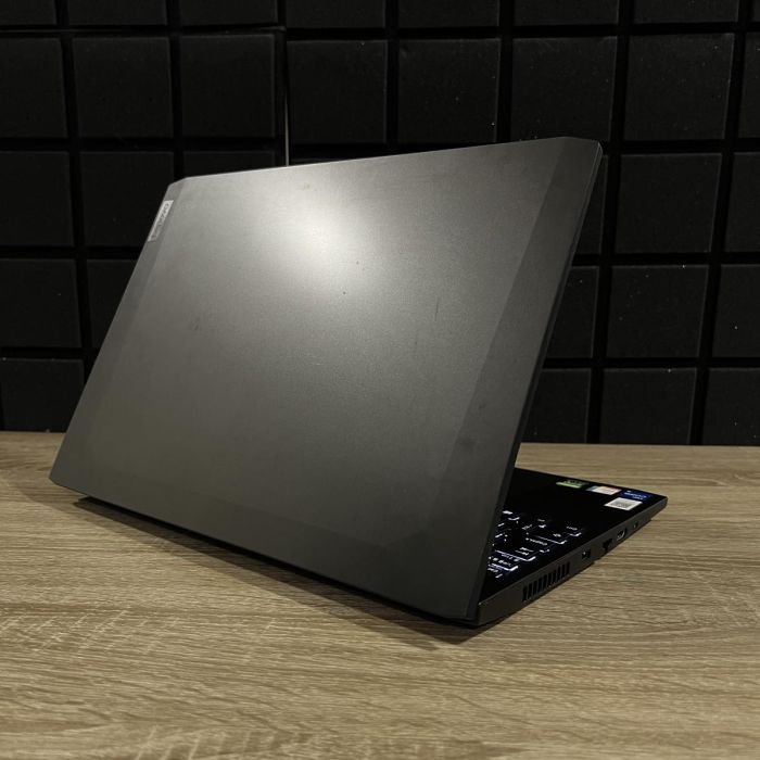 Ноутбук Lenovo Gaming 3 120Hz i5-11300H/8Gb/512Gb SSD/RTX 3050 Б/В