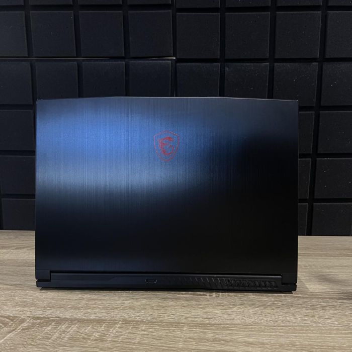 Ноутбук MSi GF 63 144Hz i7-12650H/16Gb/512Gb SSD/RTX4050 Б/В