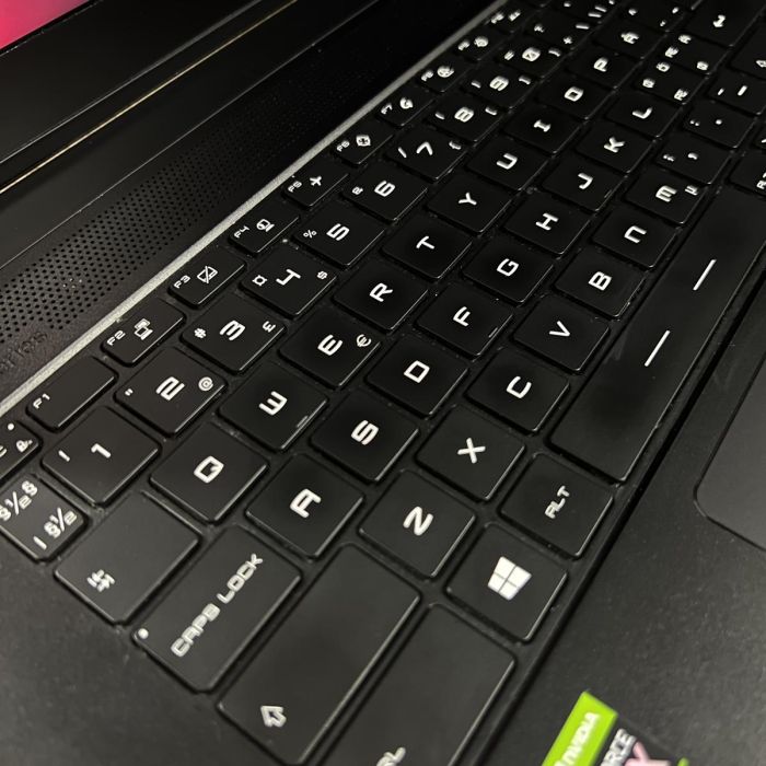 Ноутбук MSi Stealth 2.5K 165Hz i7-11800H/32gb/1Tb SSD/RTX3070 Б/В