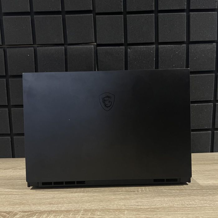 Ноутбук MSi Stealth 2.5K 165Hz i7-11800H/32gb/1Tb SSD/RTX3070 Б/В