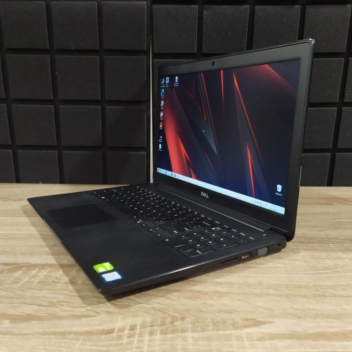 Ноутбук DELL Latitude 3500 i7-8565U/8GB/256SSD/MX130-2GB Б/В