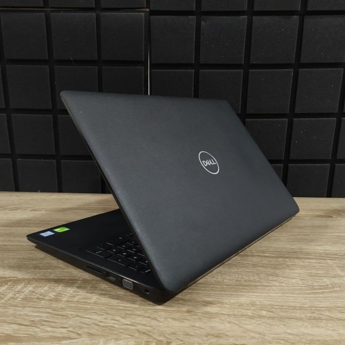 Ноутбук DELL Latitude 3500 i7-8565U/8GB/256SSD/MX130-2GB Б/В
