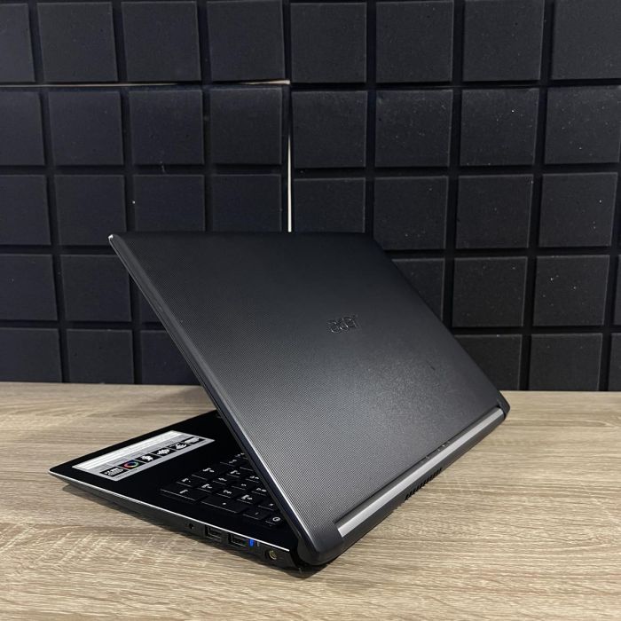Ноутбук Acer Aspire i5-7200U/8GB/256SSD/HDGraphics620 Б/В