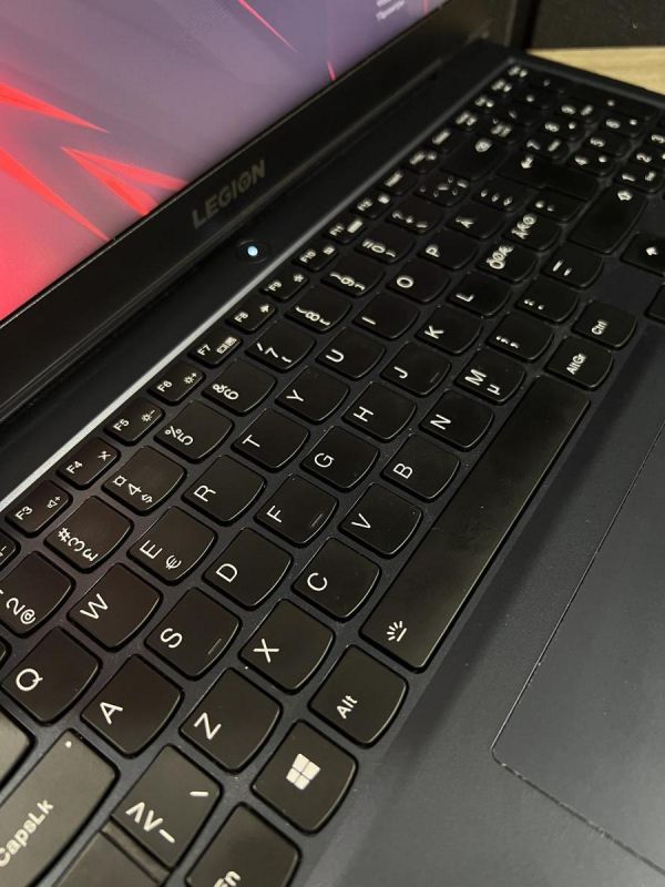 Ноутбук Lenovo Legion 165Hz ryzen 7 5800H/16GB/1TbSSD/RTX3070-8GB Б/В