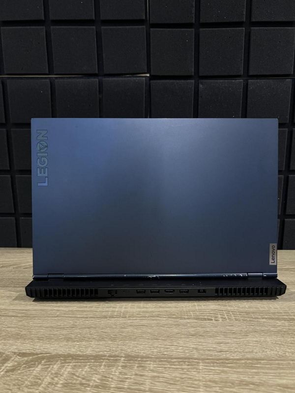 Ноутбук Lenovo Legion 165Hz ryzen 7 5800H/16GB/1TbSSD/RTX3070-8GB Б/В