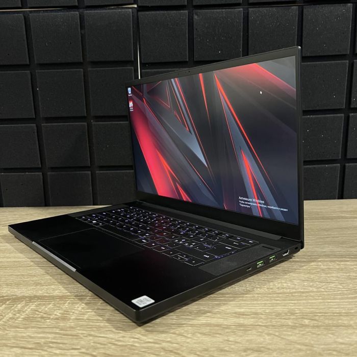 Ноутбук Razer Blade 144Hz i7-10750H/16GB/512SSD/RTX3070-8GB Б/В