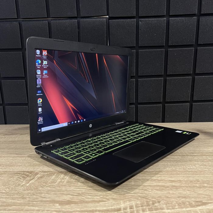 Ноутбук HP PAVILION 15 i5-9300H/8Gb/128SSD+1TbHDD/GTX1050-3GB Б/В