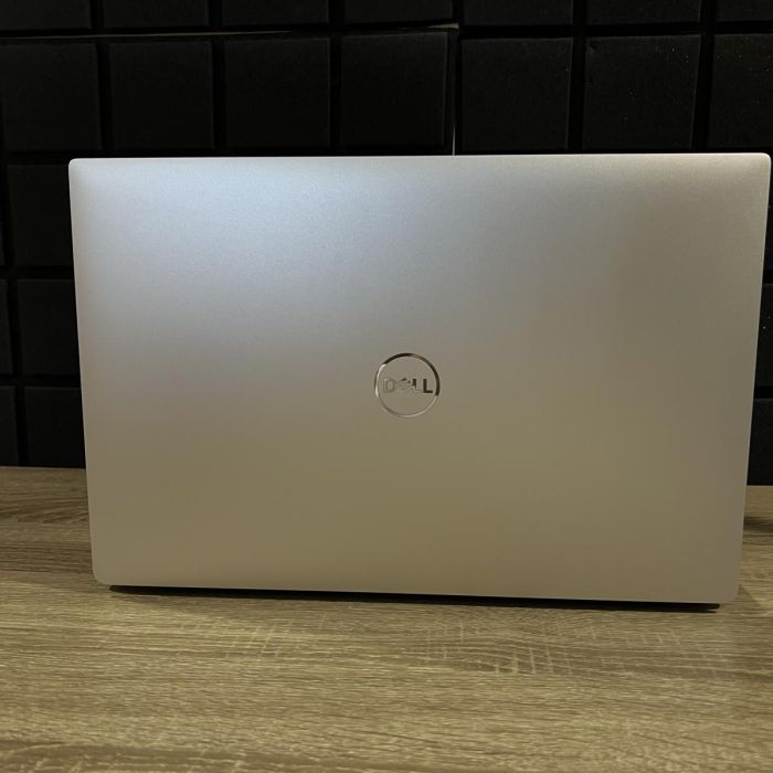 Ноутбук Dell Precision 5530 i7-8850H/16GB/1TbSSD/QuadroP1000-4GB Б/В