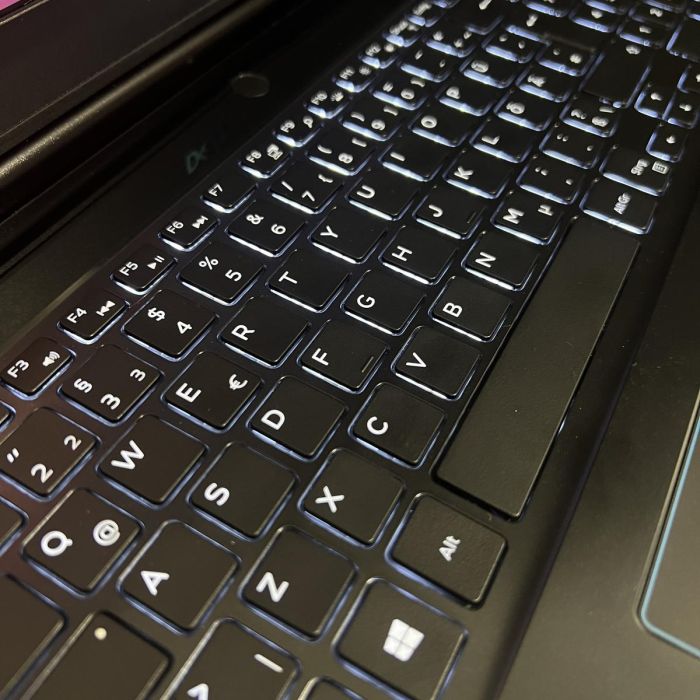 Ноутбук DELL G7 7790 17" i7-9750H/20GB/512SSD/RTX2060-6GB Б/В