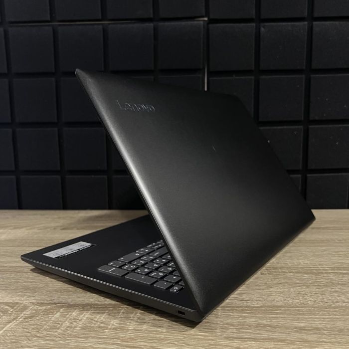 Ноутбук Lenovo IdeaPad 330 i5-8300H/8GB/512SSD/GTX1050 Б/В