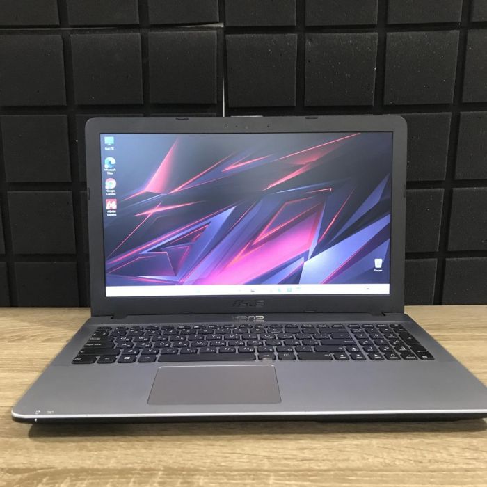 Ноутбук ASUS X541S Intel N3710/4GB/120SSD/Intel HD Б/В