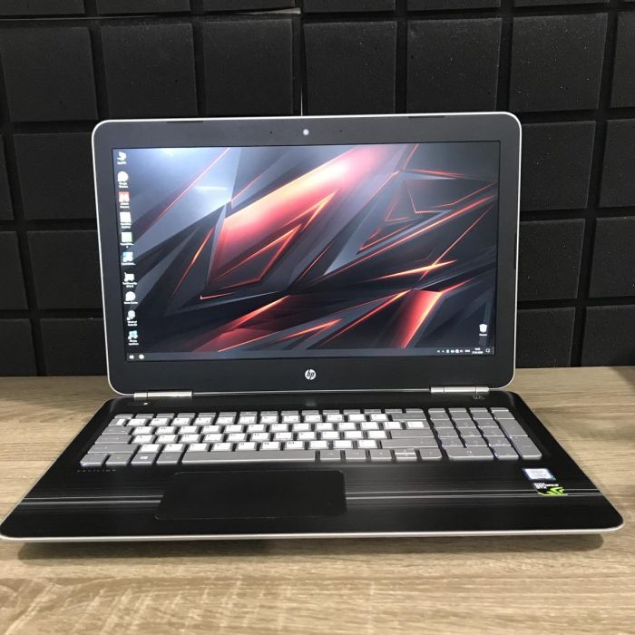 Ноутбук HP PAVILION I5-7300HQ/8GB/256GB SSD/GTX1050-2GB Б/В