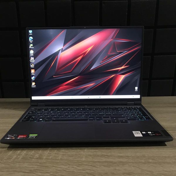 Ноутбук Lenovo Legion 5 Pro 2K 165Hz Ryzen 7 5800H/32GB/1TbSSD/RTX3070-8GB Б/В