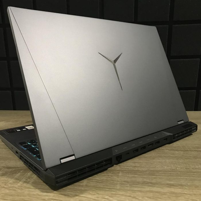 Ноутбук Lenovo Legion 5 Pro 2K 165Hz Ryzen 7 5800H/32GB/1TbSSD/RTX3070-8GB Б/В