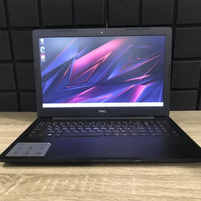 Ноутбук Dell Vostro 3590 i5-10210U/8GB/256SSD/Intel Graphics Б/В