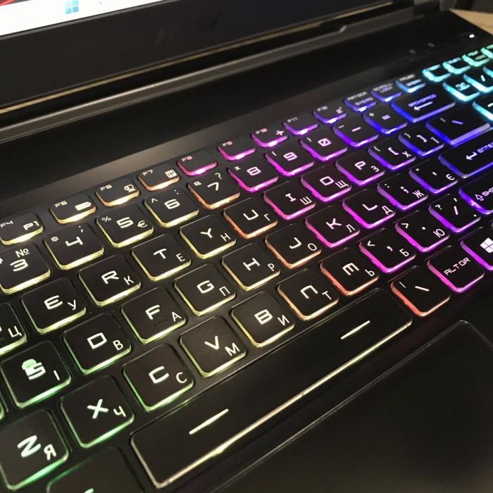 Ноутбук MSI GL65 Leopard 10SFK 144Hz i7-10750H/16GB/512SSD/RTX2070-8GB Б/В