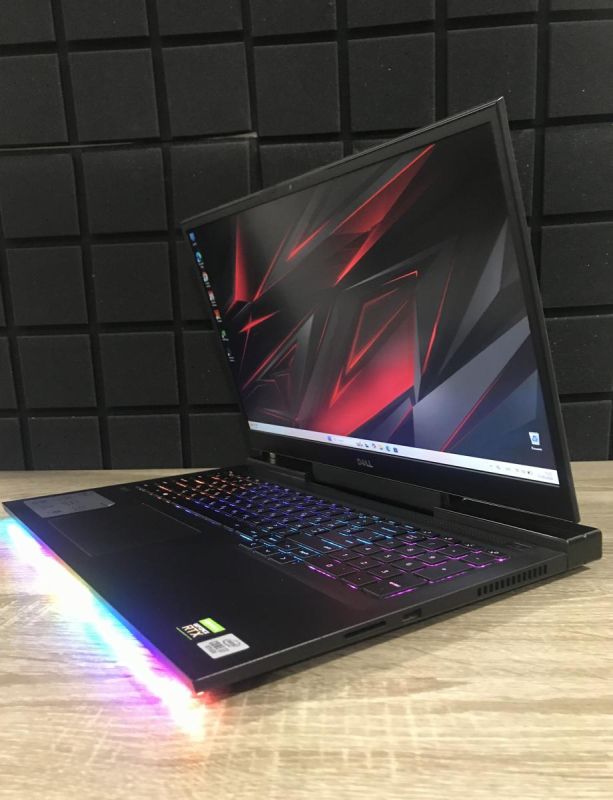 Ноутбук DELL G7 7700 17" 300Hz i7-10750H/16GB/512SSD/RTX2070-8GB Б/В