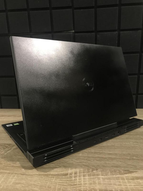 Ноутбук DELL G7 7700 17" 300Hz i7-10750H/16GB/512SSD/RTX2070-8GB Б/В
