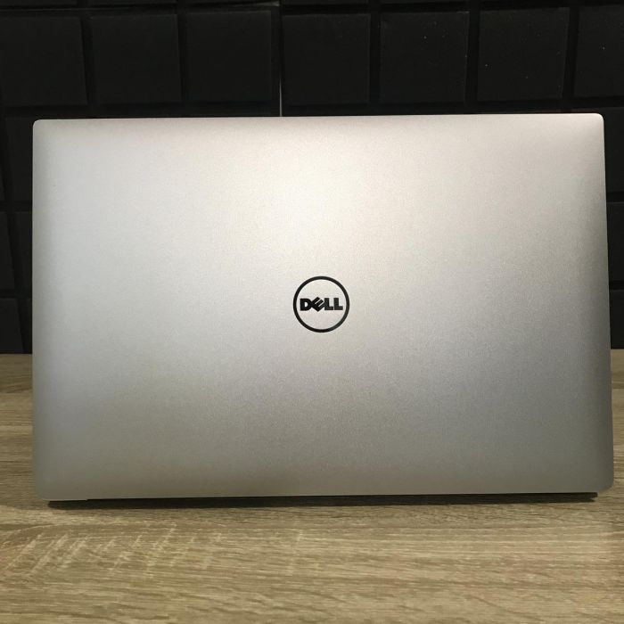 Ноутбук Dell Precision 5510 i7-6820HQ/16GB/1TBSSD/Quadro M1000M-2GB Б/В