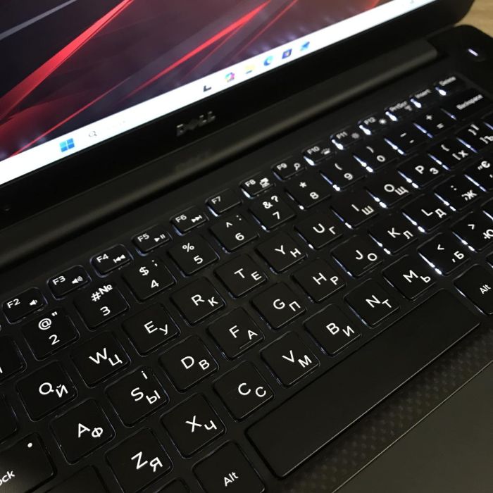 Ноутбук DELL Precision 5520 i7-6820HQ/16GB/512SSD/Quadro M1200-4GB Б/В