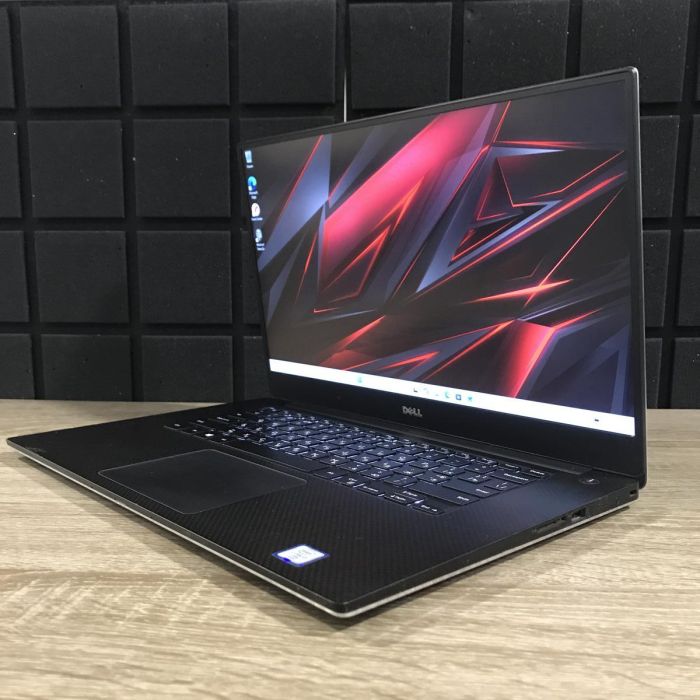 Ноутбук DELL Precision 5520 i7-6820HQ/16GB/512SSD/Quadro M1200-4GB Б/В
