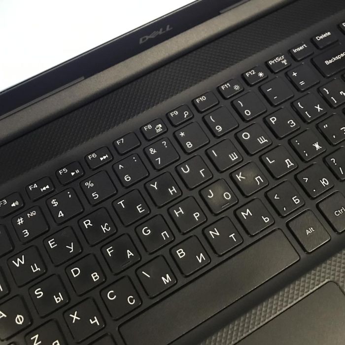 Ноутбук DELL Vostro 3590 i5-10210U/8GB/256SSD/integrated graphics Б/В