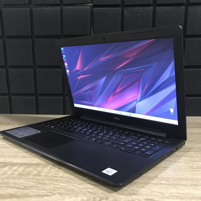 Ноутбук DELL Vostro 3590 i5-10210U/8GB/256SSD/integrated graphics Б/В