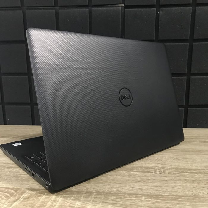 Ноутбук DELL Vostro 3590 i5-10210U/8GB/256SSD/integrated graphics Б/В