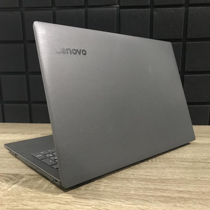 Ноутбук Lenovo V130-15IKB i3-7020U/8GB/256SSD/IntelHD 620 Б/В