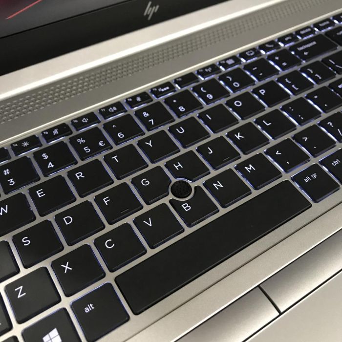 Ноутбук HP EliteBook 850 G5 i5-8350U/8GB/256SSD/Intel UHD Б/В