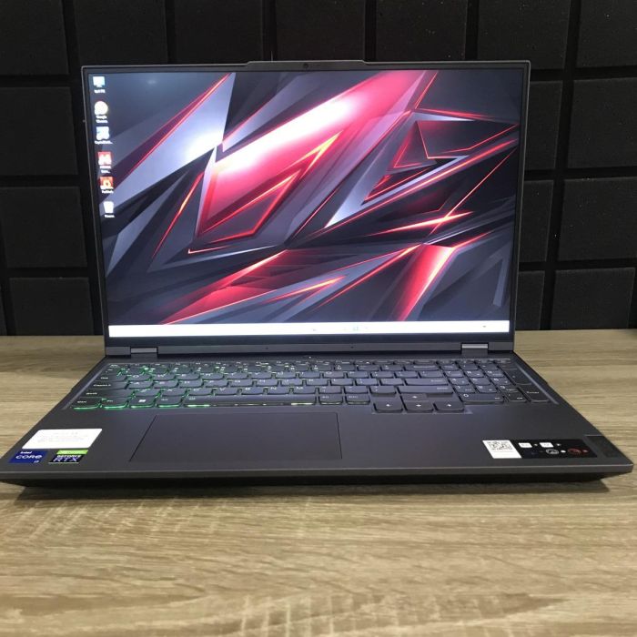 Ноутбук Lenovo Legion 5 Pro 16" 2К 165Hz i7-12700H/32GB/1TBSSD/RTX3070Ti-8GB Б/В