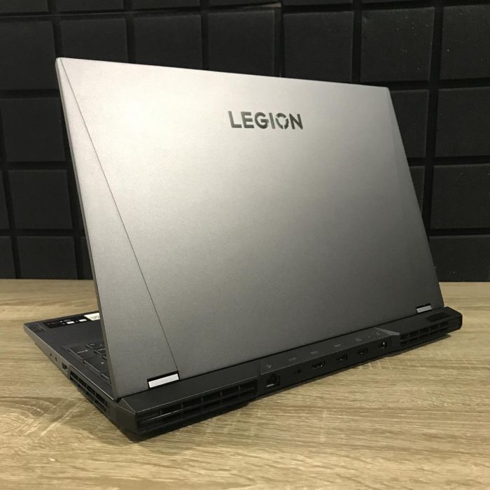 Ноутбук Lenovo Legion 5 Pro 16" 2К 165Hz i7-12700H/32GB/1TBSSD/RTX3070Ti-8GB Б/В