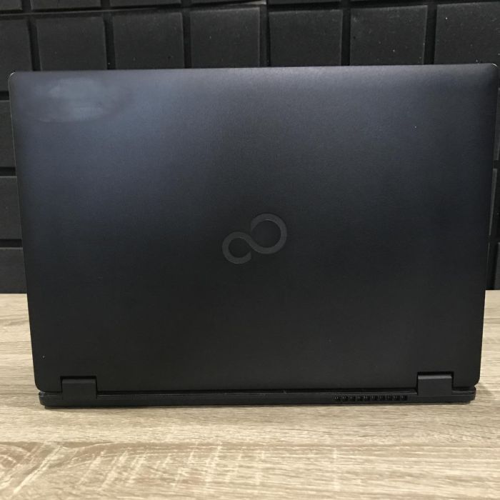 Ноутбук Fujitsu LIFEBOOK E548 i5-7200U/8GB/256SSD/IntelHD Б/В