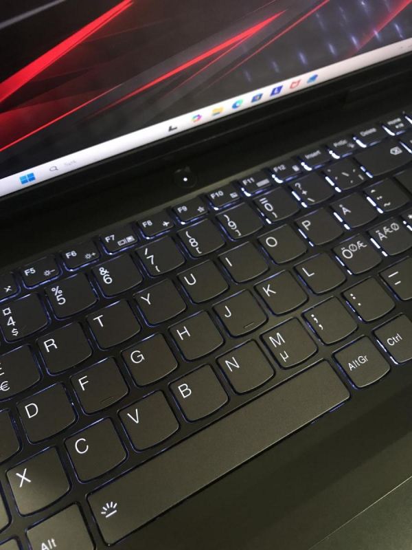 Ноутбук Lenovo IdeaPad Gaming 3 16IAH7 16" 165Hz i5-12500H/16GB/512SSD/RTX3050-4GB Б/В