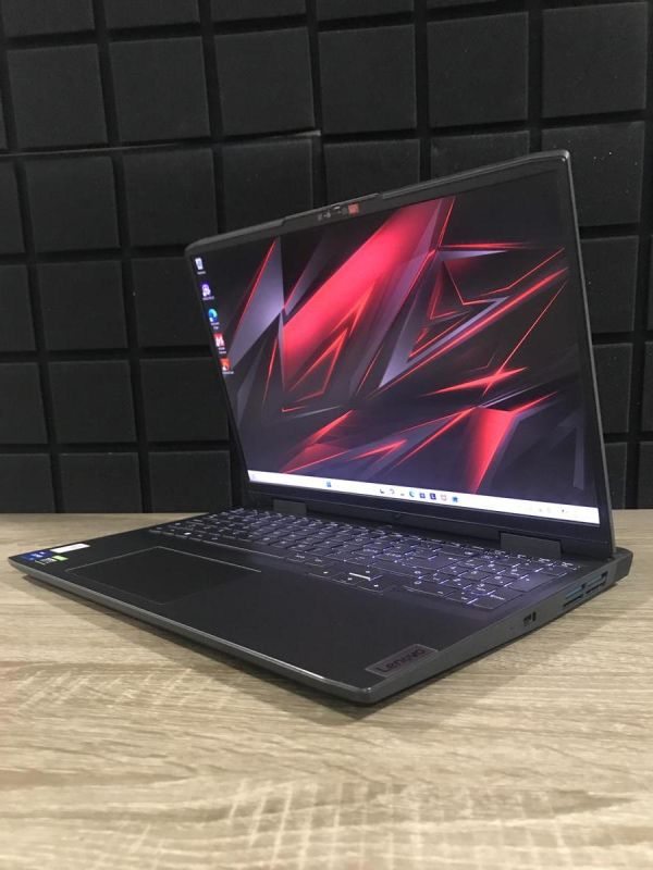 Ноутбук Lenovo IdeaPad Gaming 3 16IAH7 16" 165Hz i5-12500H/16GB/512SSD/RTX3050-4GB Б/В