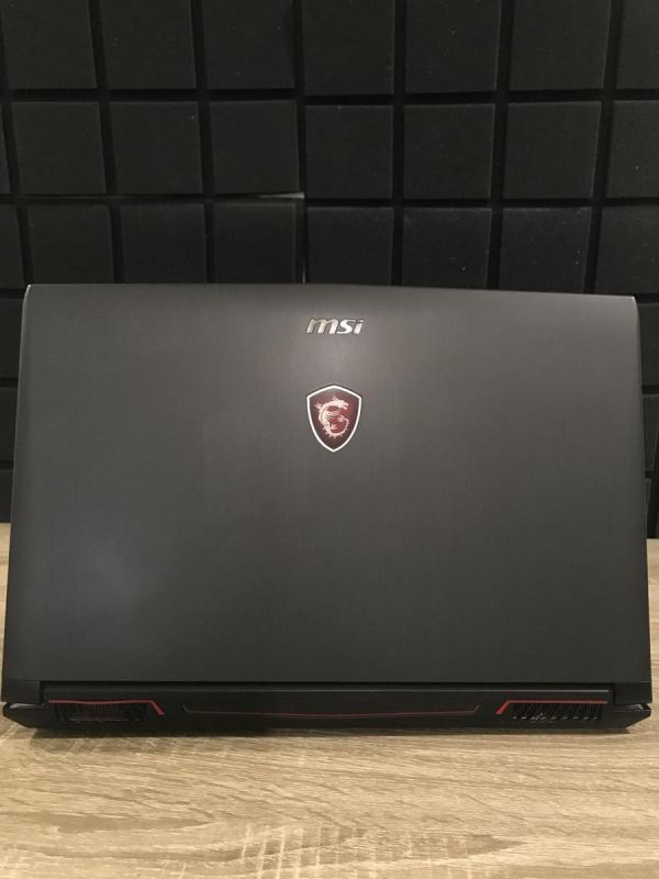 Ноутбук MSI GV62 7RE i5-7300HQ/12GB/128SSD+1TBHDD/GTX1050Ti-4GB Б/В