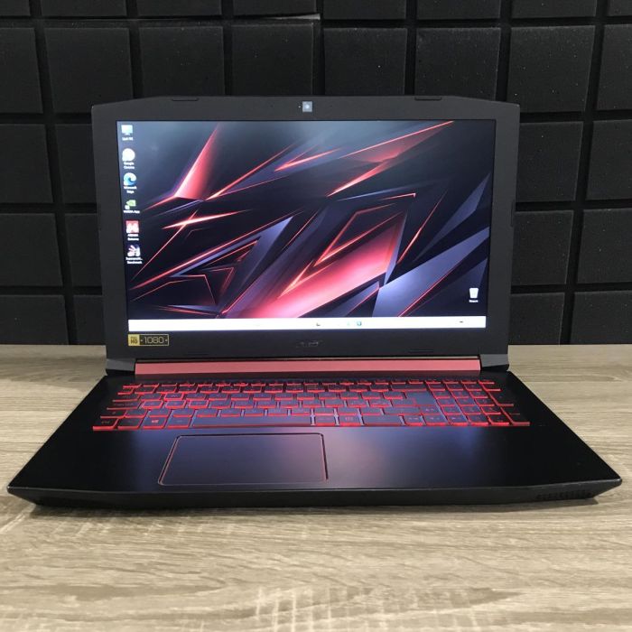 Ноутбук Acer Nitro AN515-31 i5-8250U/8GB/256SSD/MX150-2GB Б/В