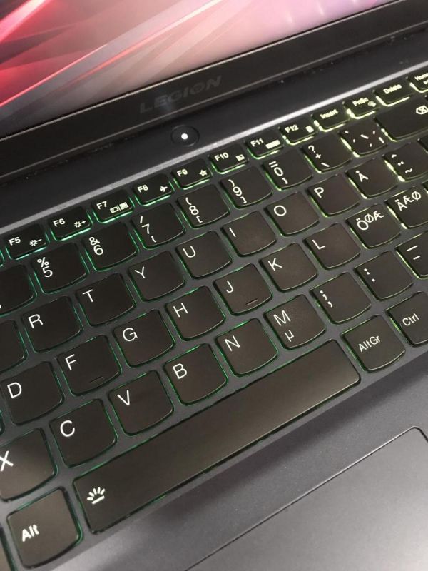 Ноутбук Lenovo Legion 5 15ACH6 165Hz Ryzen 5 5600H/16GB/512SSD/RTX3050-4GB Б/В