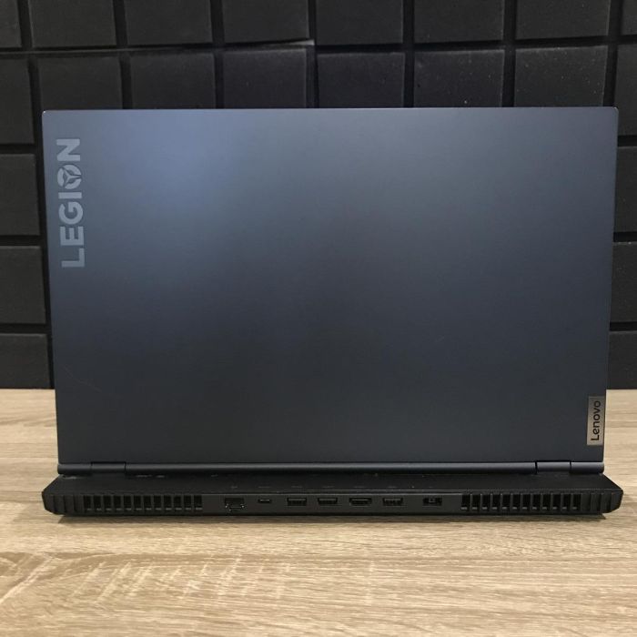Ноутбук Lenovo Legion 5 15ACH6 165Hz Ryzen 5 5600H/16GB/512SSD/RTX3050-4GB Б/В