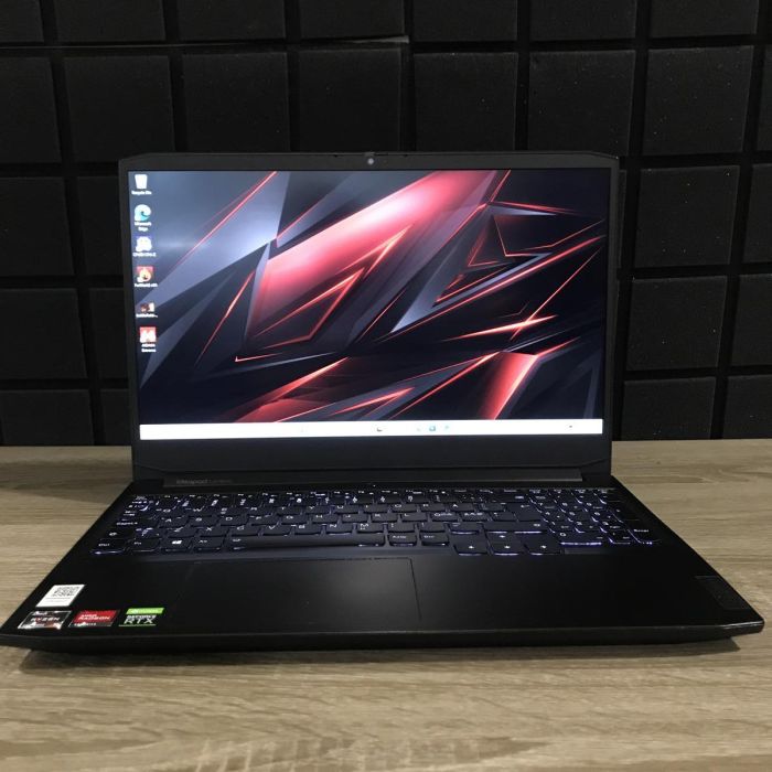 Ноутбук Lenovo IdeaPad Gaming 3 15ACH6 120Hz Ryzen 5 5600/16GB/512SSD/RTX3050-4GB Б/В