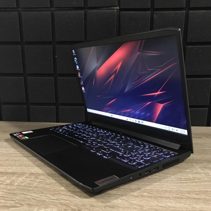Ноутбук Lenovo IdeaPad Gaming 3 15ACH6 120Hz Ryzen 5 5600/16GB/512SSD/RTX3050-4GB Б/В