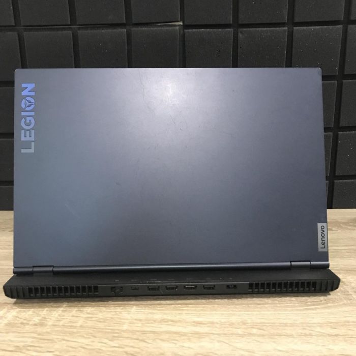 Ноутбук Lenovo Legion 5 15ACH6H 165Hz Ryzen 7 5800H/16GB/1TBSSD/RTX3070-8GB Б/В