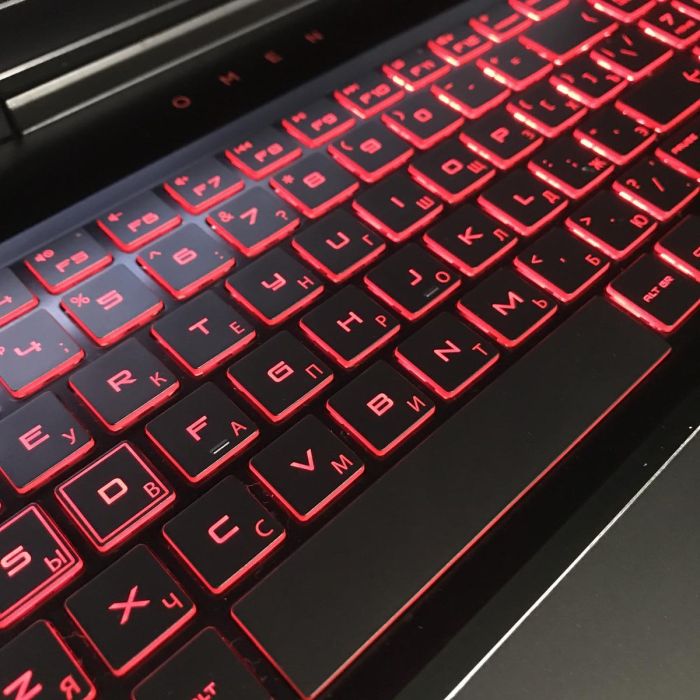 Ноутбук HP OMEN I5-8300H/8GB/128SSD+480SSD/GTX1050TI Б/В