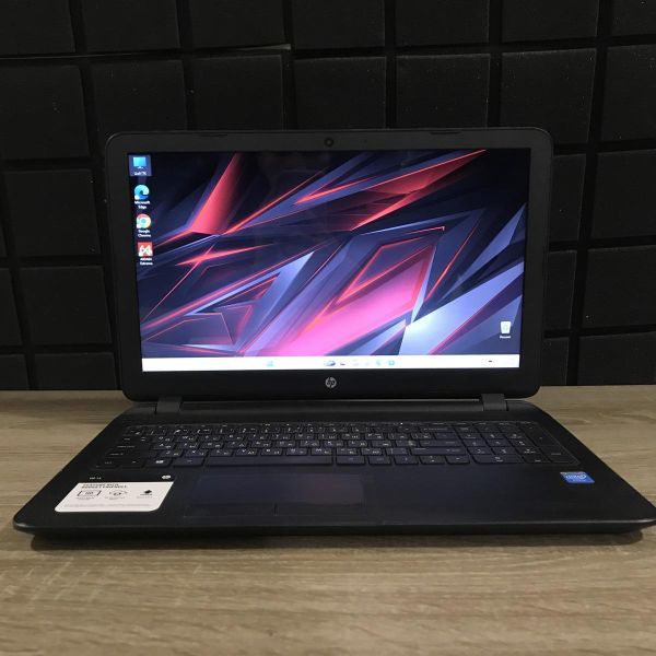 Ноутбук HP 15 Celeron N2830/4GB/120SSD+500HDD/IntelHD Б/В