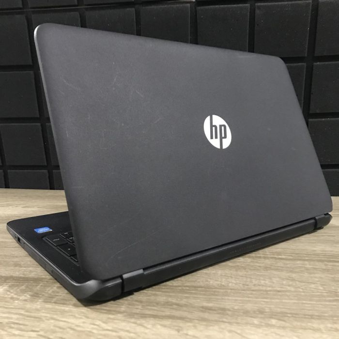 Ноутбук HP 15 Celeron N2830/4GB/120SSD+500HDD/IntelHD Б/В