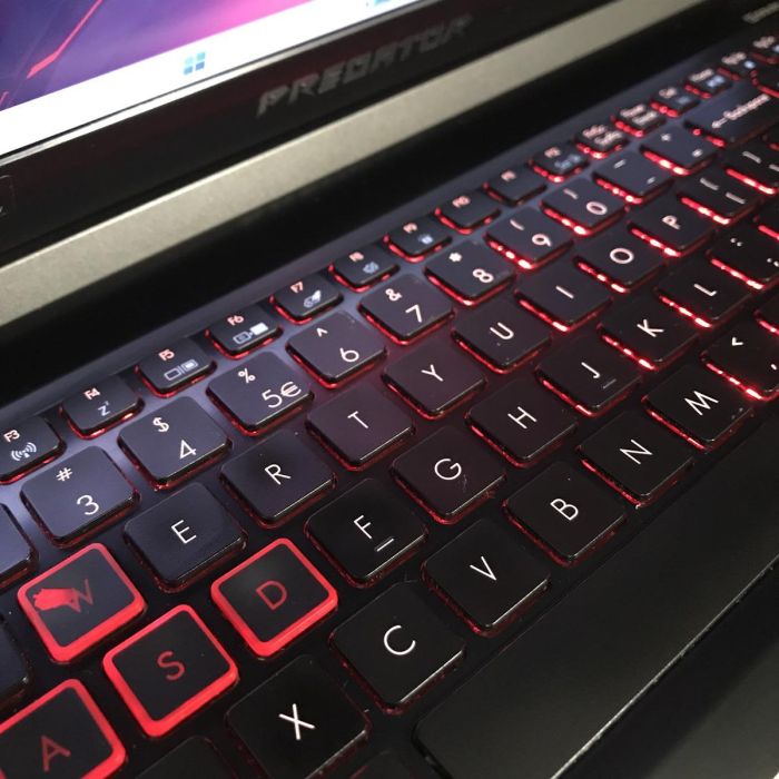 Ноутбук Acer Predator PH315-51 144Hz I7-8750H/16GB/1TBSSD/GTX1060-6GB Б/В