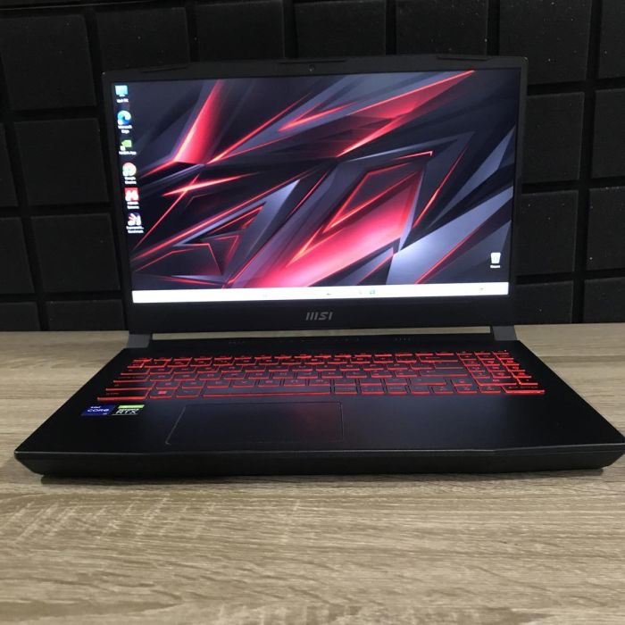 Ноутбук MSI Katana GF66 240Hz i7-12700H/16GB/1TBSSD/RTX3070-8GB Б/В