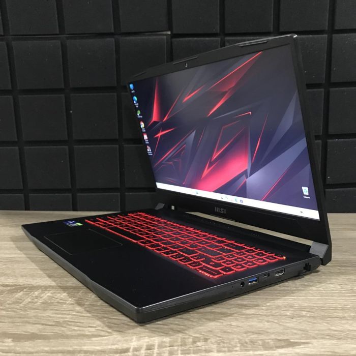 Ноутбук MSI Katana GF66 240Hz i7-12700H/16GB/1TBSSD/RTX3070-8GB Б/В