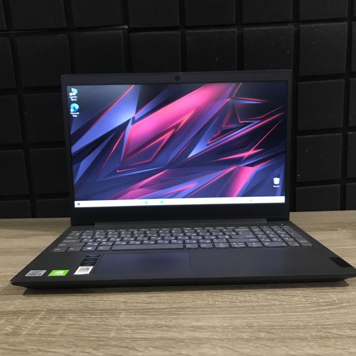 Ноутбук Lenovo IdeaPad 3 15IML05 I3-10110U/8GB/256SSD/MX130-2GB Б/В