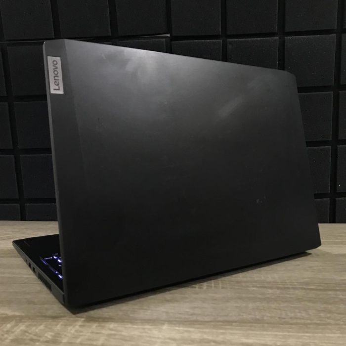 Ноутбук Lenovo Ideapad Gaming 3 15IHU6 i5-11320H/16GB/512SSD/GTX1650-4GB Б/В